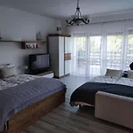 Var-lak Apartmanhaz * Balatonfured