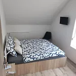 Var-lak Apartmanhaz * Balatonfured