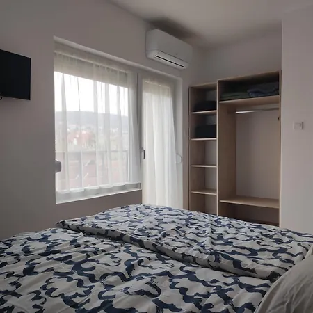 Var-lak Apartmanhaz Balatonfüred