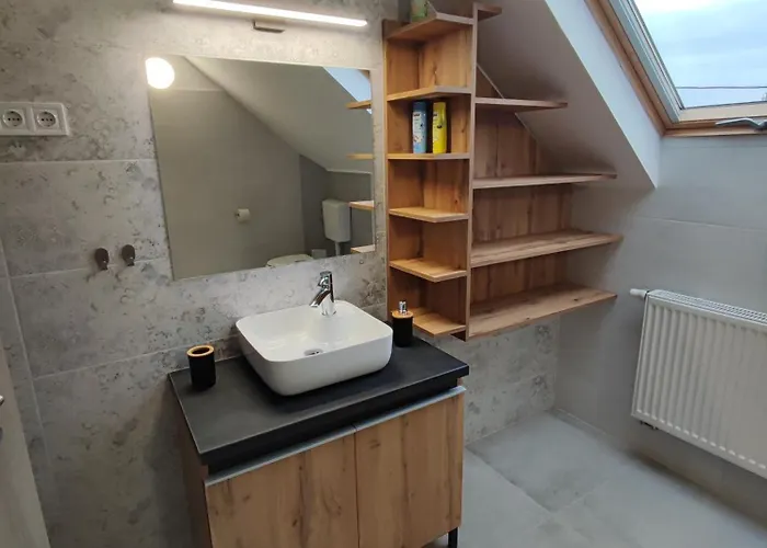 Var-lak Apartmanhaz * Balatonfured