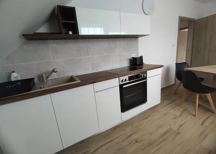 Apartment Var-lak Apartmanhaz *